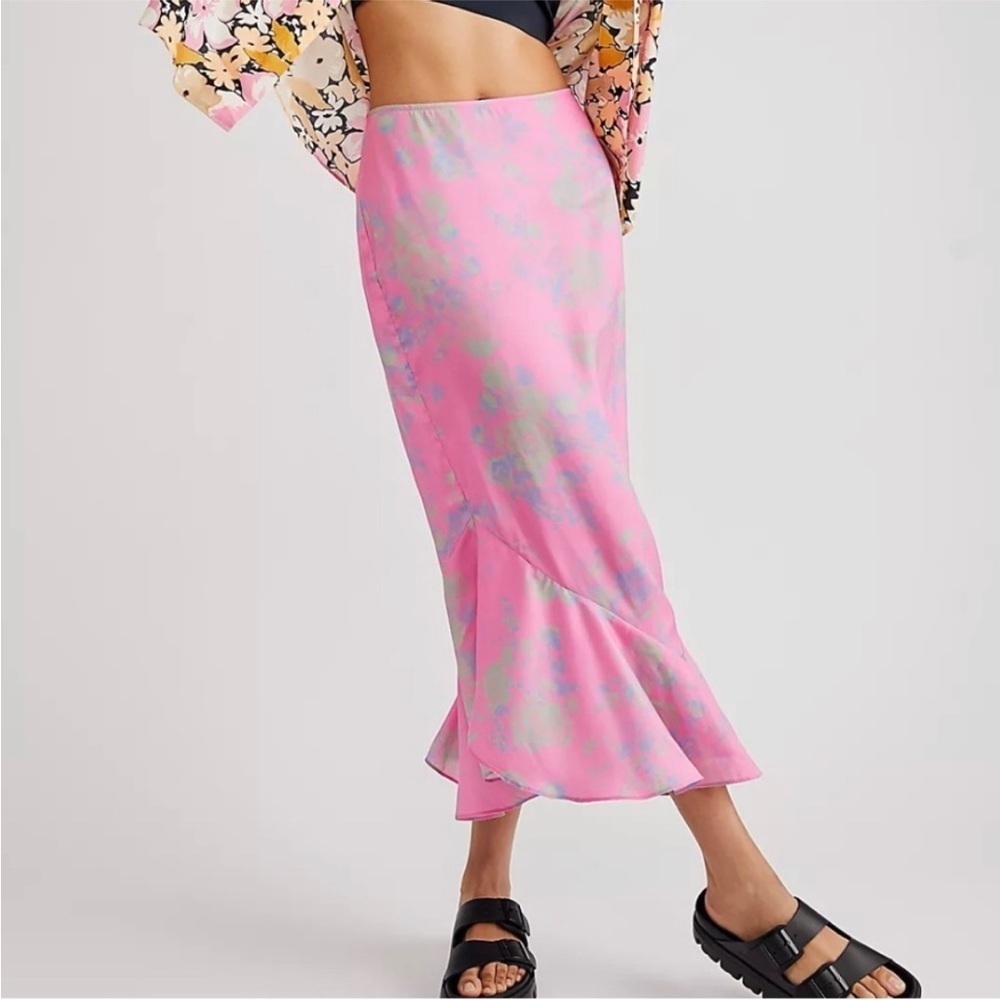 Free People NWOT Floral Skirt size 2